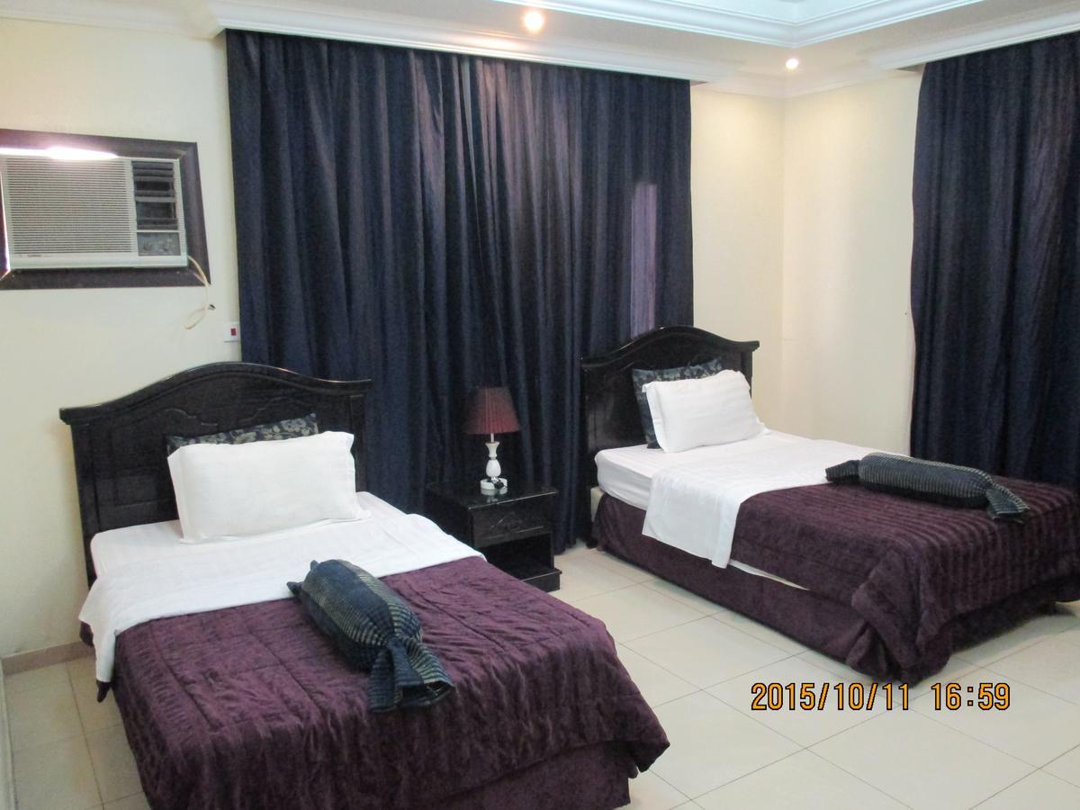 Al Rehaba Al Momayza 1 *